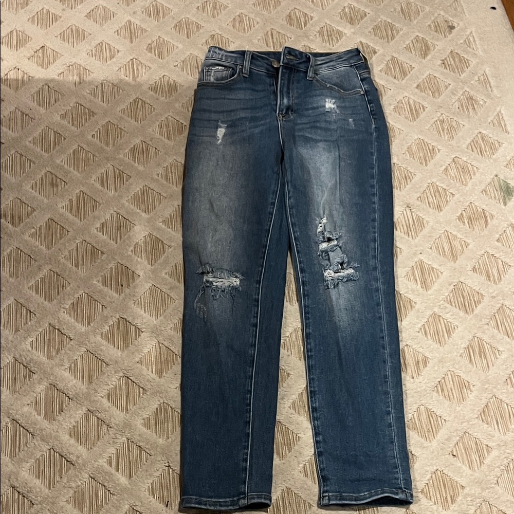 Women's Straight Leg Distressed Jeans